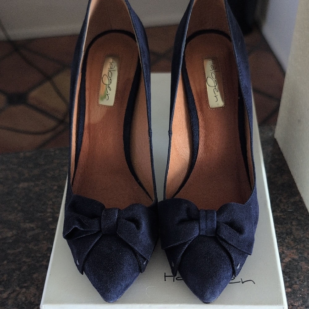 Halogen Dark Blue Heels with Bow Detail
